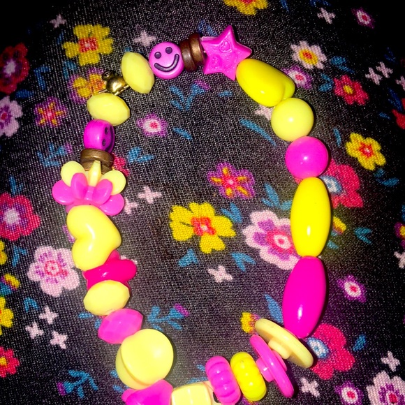 The pink and yellow sun kiss🎀 - Picture 1 of 4